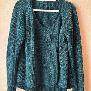 Women's Green Sweater